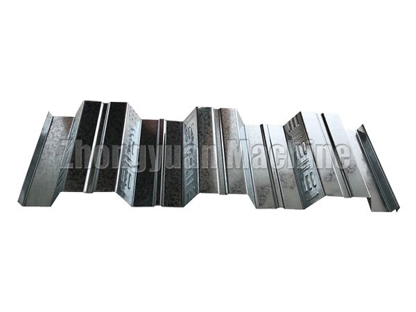 формовочная машина для металлопалубы.jpg