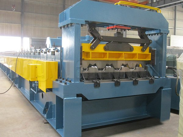 Машина для прокатки листового металла / Maquina Para Lamina 