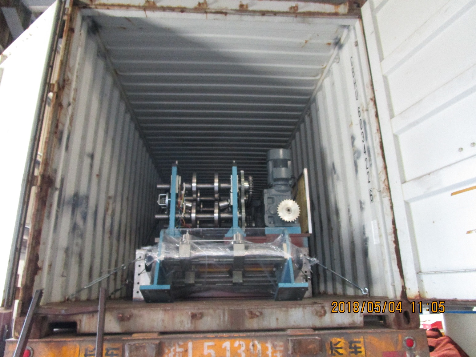 Поставка автоматической машины для производства профилей CZ Purlin в Катар 04 мая 2018 г.