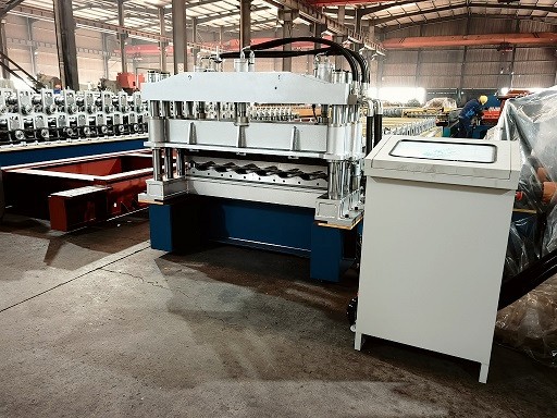 Профилегибочная машина для производства металлочерепицы Zhongyuan