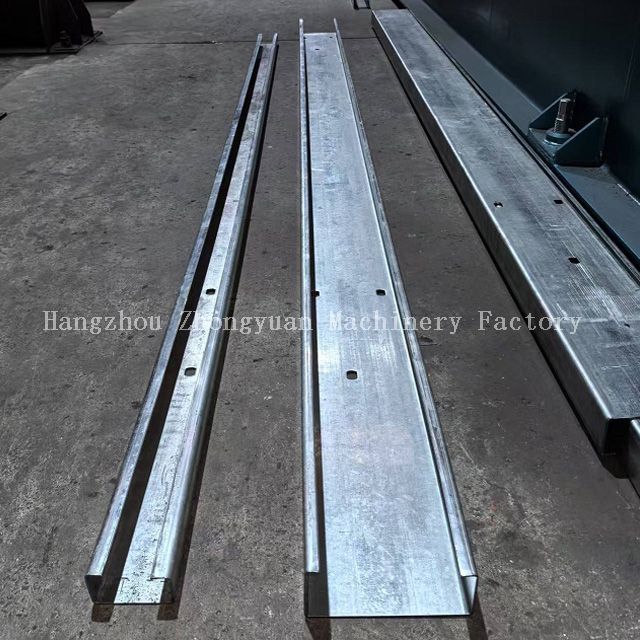 Высокоскоростной и высококачественный профилегибочный станок CZ с сертификатом CE、ISO