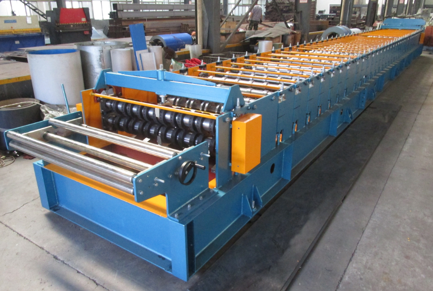 Металлопрокатный станок Zhongyuan Decking