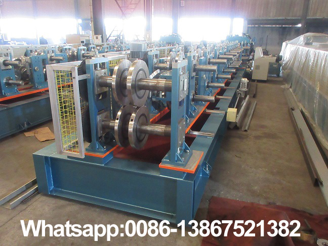 Профилегибочная машина c прогона