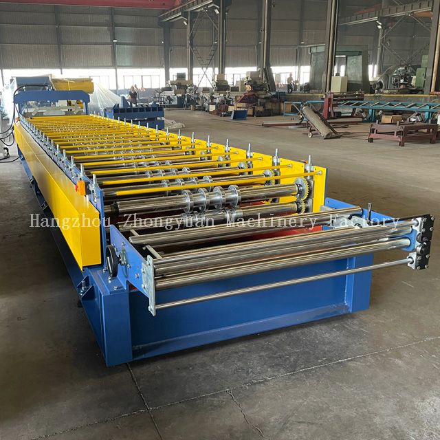 Высокопроизводительная машина для производства кровельных панелей