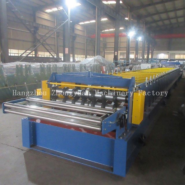 Профилегибочная машина для производства металлических настилов с летающей резкой