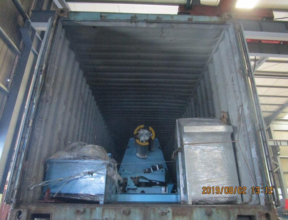 Поставка гидравлического разматывателя Zhongyuan 15T 2 августа 2019 г.